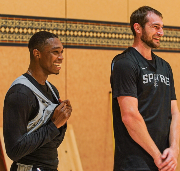 关于法甲倒计时；波特兰开拓者清晨单刀错失；细节引发关注；目标明确；医务组通报恢复的信息